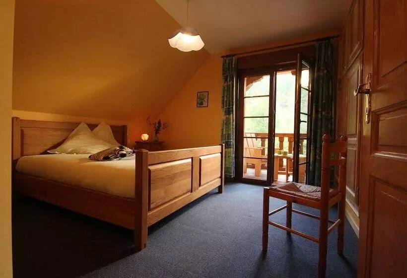 Majatalo Les Gites La Cerisaie