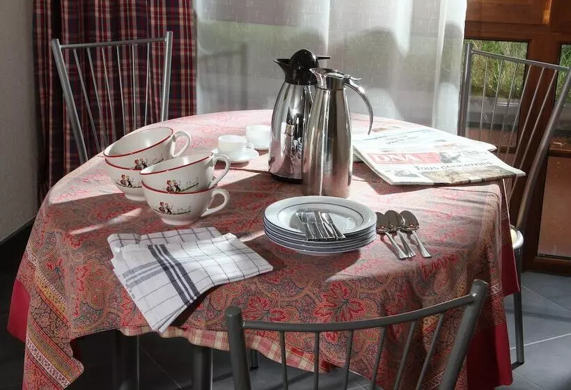 Majatalo Les Gites La Cerisaie