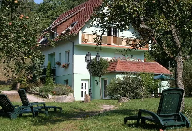 Majatalo Les Gites La Cerisaie