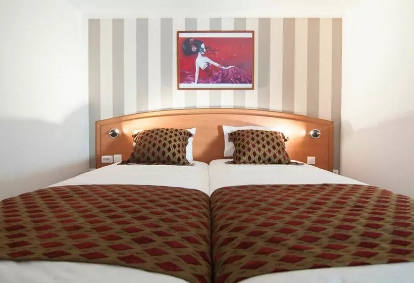 Comfort Hotel Emerainville Marne-La-Vallee