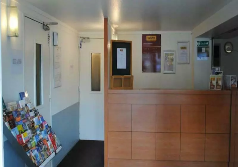 Comfort Hotel Emerainville Marne-La-Vallee