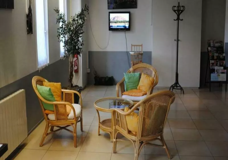 Comfort Hotel Emerainville Marne-La-Vallee