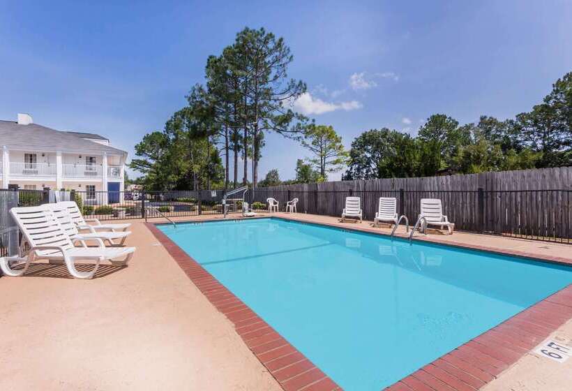 هتل Baymont By Wyndham Albany At Albany Mall