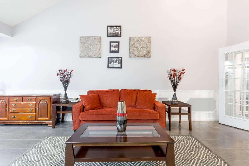 هتل Baymont By Wyndham Albany At Albany Mall