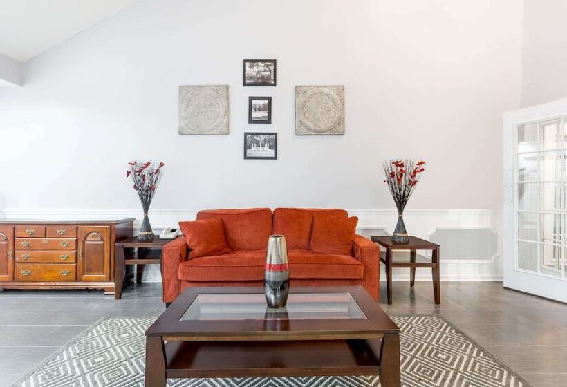 هتل Baymont By Wyndham Albany At Albany Mall