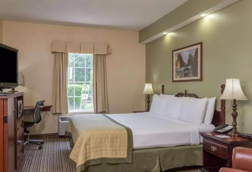 酒店 Baymont By Wyndham Lakeland