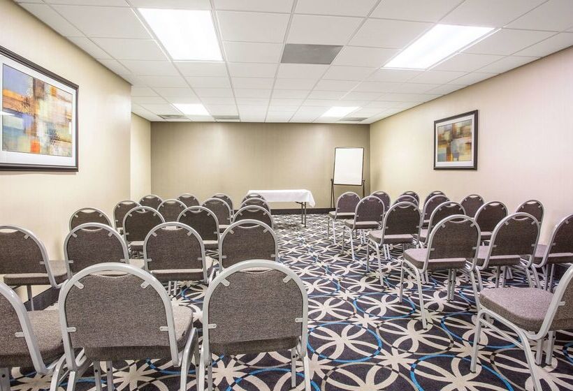 酒店 La Quinta By Wyndham Snellville Stone Mountain