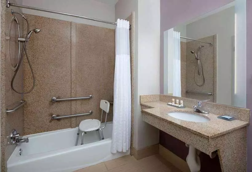 Отель La Quinta By Wyndham Snellville   Stone Mountain