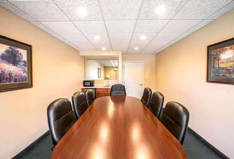 호텔 Quality Inn Greeneville