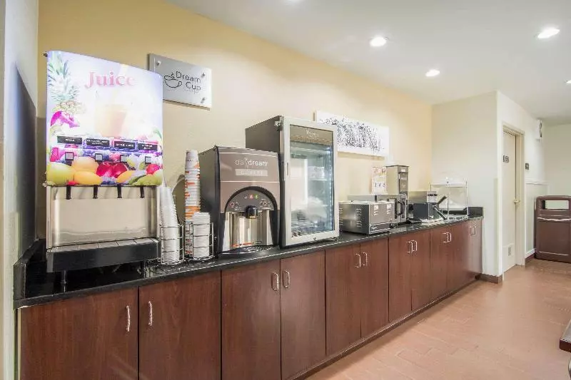 Отель Sleep Inn Henderson I 85