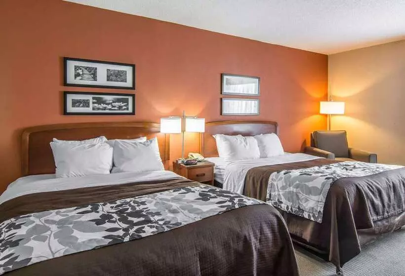 ホテル Spark By Hilton Fredericksburg Southpoint