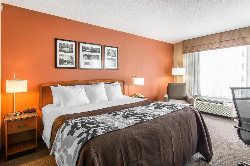 فندق Spark By Hilton Fredericksburg Southpoint