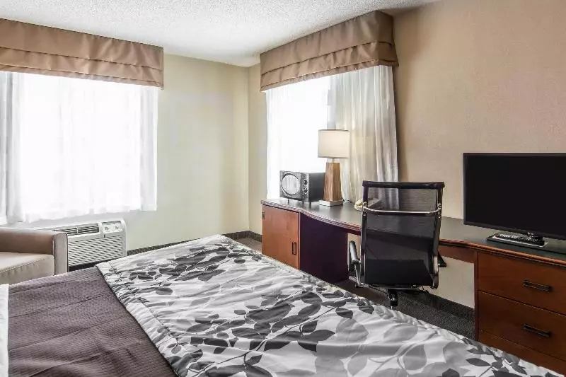 ホテル Spark By Hilton Fredericksburg Southpoint