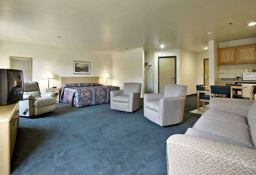 فندق Super 8 By Wyndham Ava