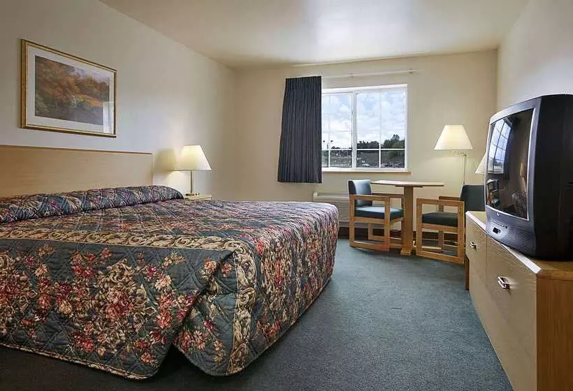 Hotel Super 8 By Wyndham Ava