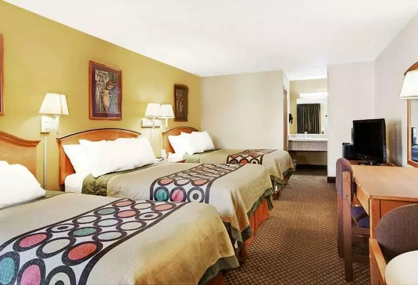 ホテル Super 8 By Wyndham Charlotte Downtown Area