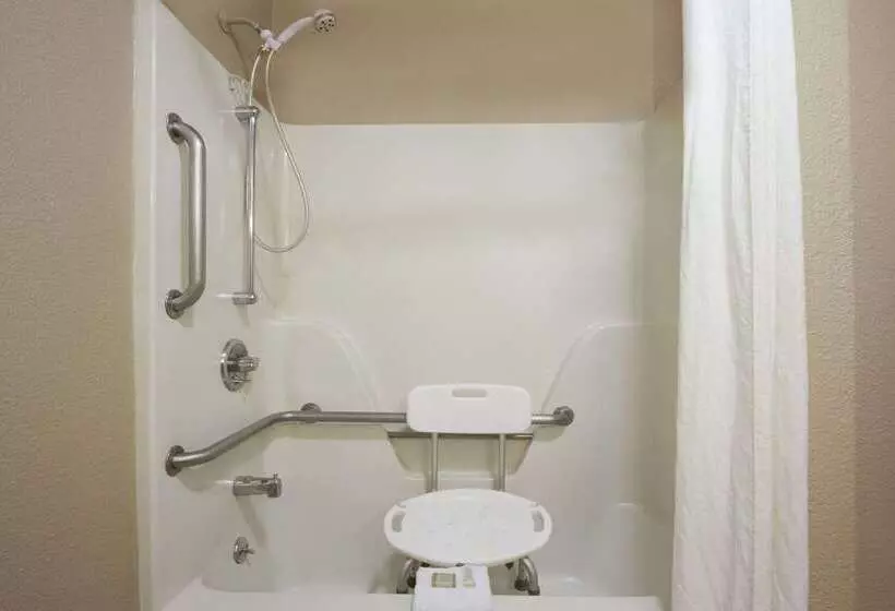 酒店 Super 8 By Wyndham Fort Chiswell Wytheville Area