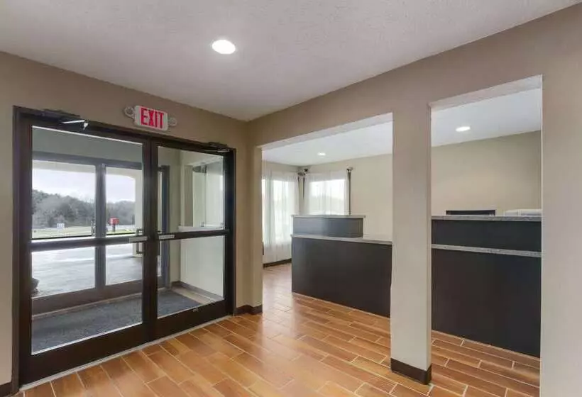 酒店 Super 8 By Wyndham Fort Chiswell Wytheville Area