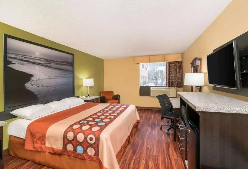 هتل Super 8 By Wyndham Raleigh North East