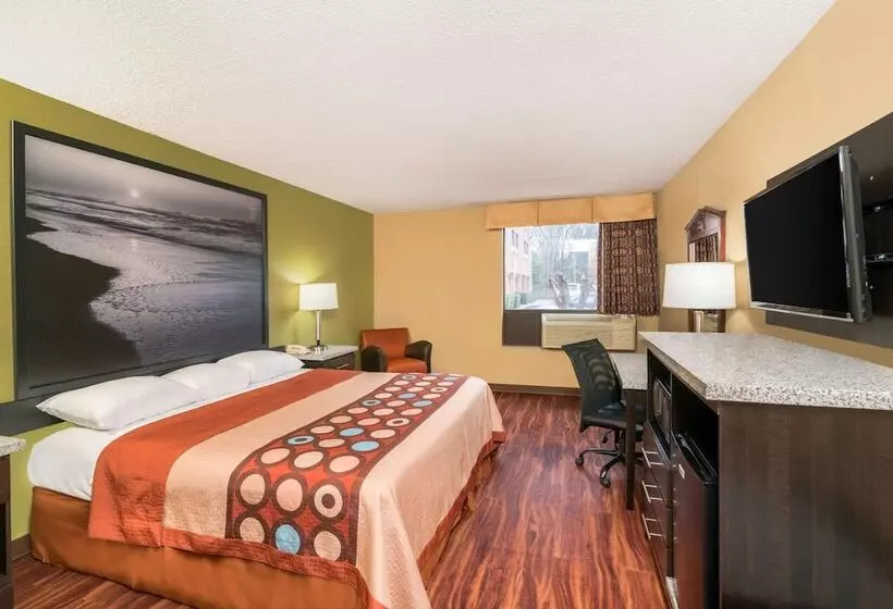 هتل Super 8 By Wyndham Raleigh North East