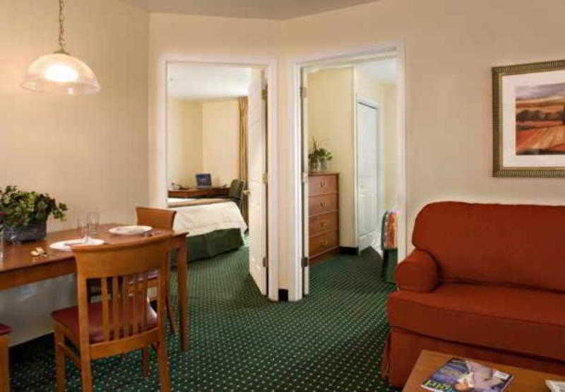 هتل Towneplace Suites By Marriott Atlanta Kennesaw