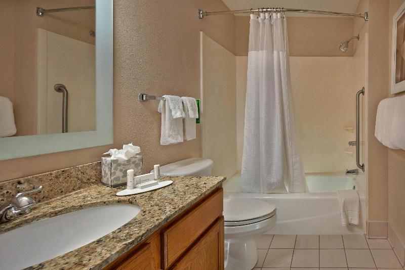 Отель Towneplace Suites By Marriott Fort Lauderdale Weston