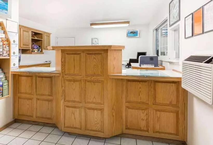 ホテル Travelodge By Wyndham Grants Pass