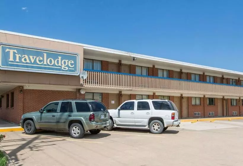 호텔 Travelodge By Wyndham Great Bend