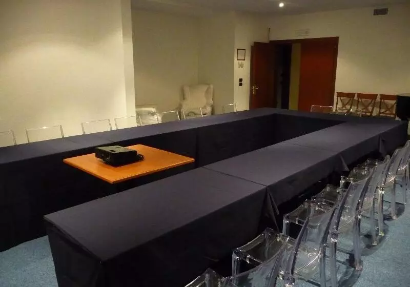 Отель Villa Dei Bosconi