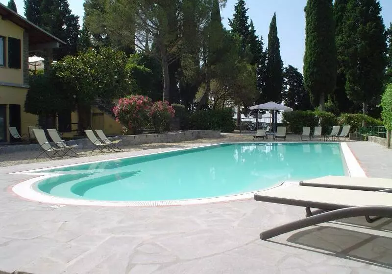 Отель Villa Dei Bosconi