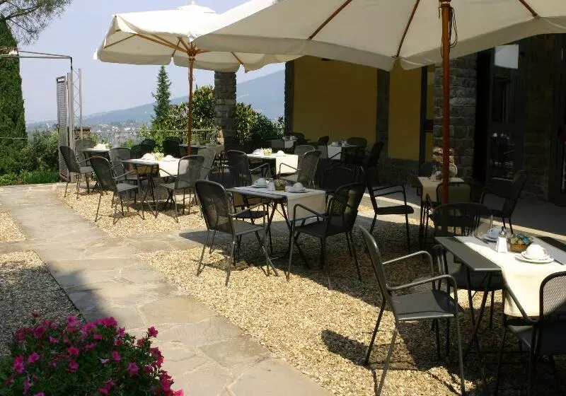 Отель Villa Dei Bosconi