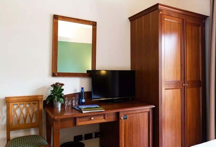 Отель Villa Dei Bosconi