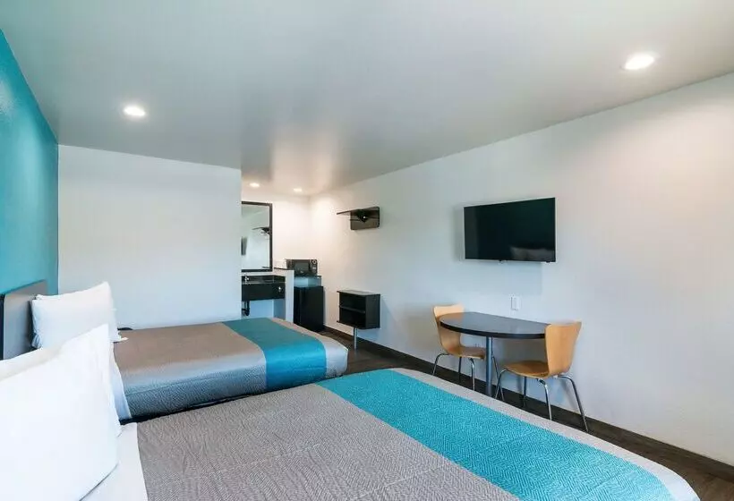 Motel 6south El Monte, Ca  Los Angeles