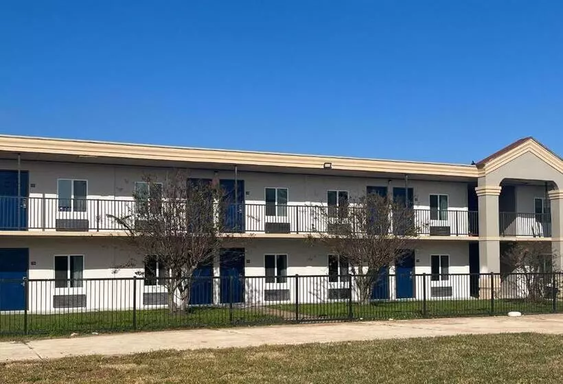 モーテル Studio 6 Lake Jackson, Tx