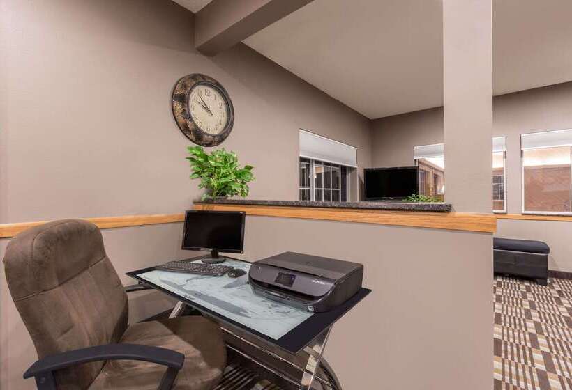 Motel Super 8 By Wyndham Carroll/east