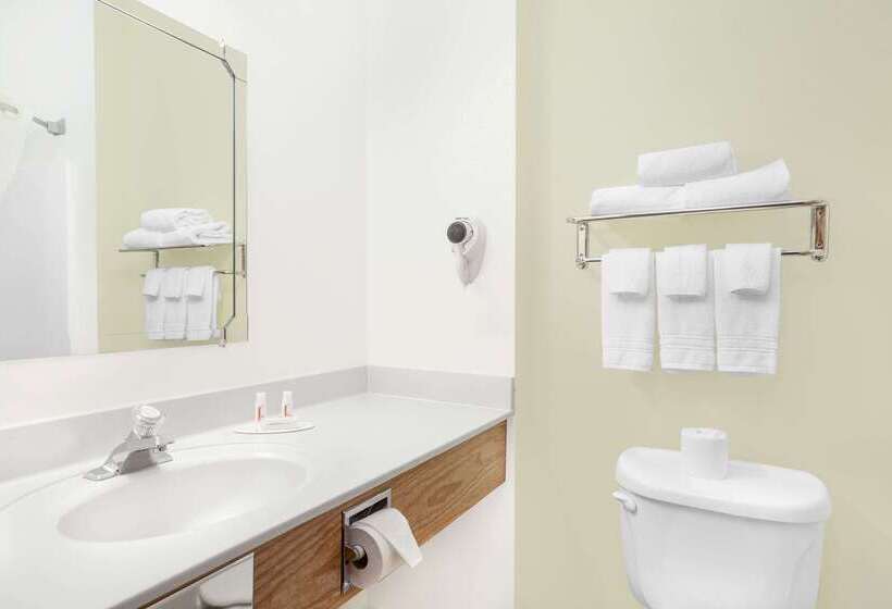 汽车旅馆 Super 8 By Wyndham Cobleskill Ny