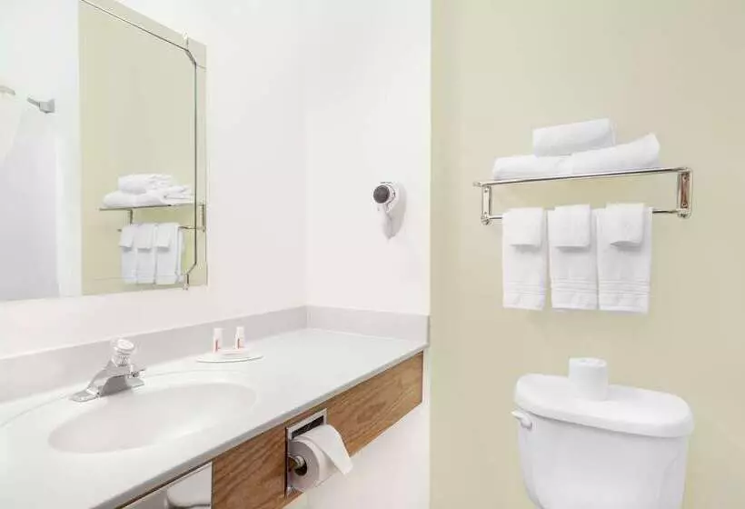 모텔 Super 8 By Wyndham Cobleskill Ny