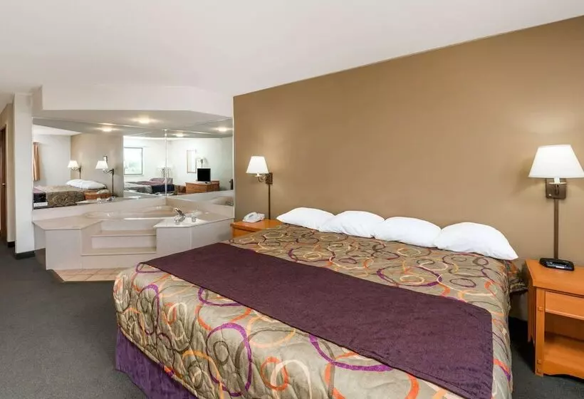 Мотель Super 8 By Wyndham Columbia East