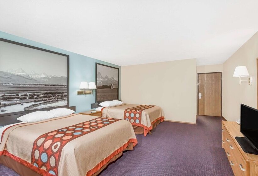 مُتل Super 8 By Wyndham Driggs