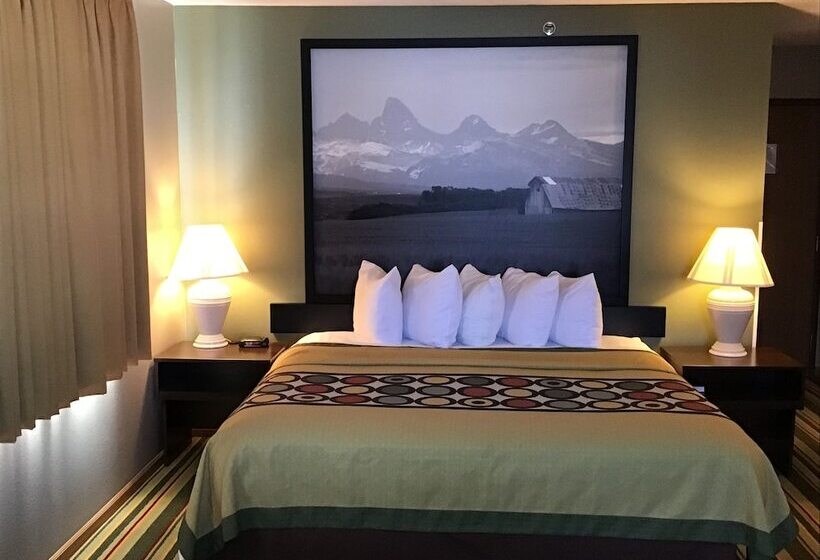 مُتل Super 8 By Wyndham Driggs