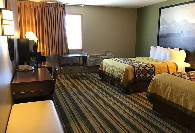 مُتل Super 8 By Wyndham Driggs