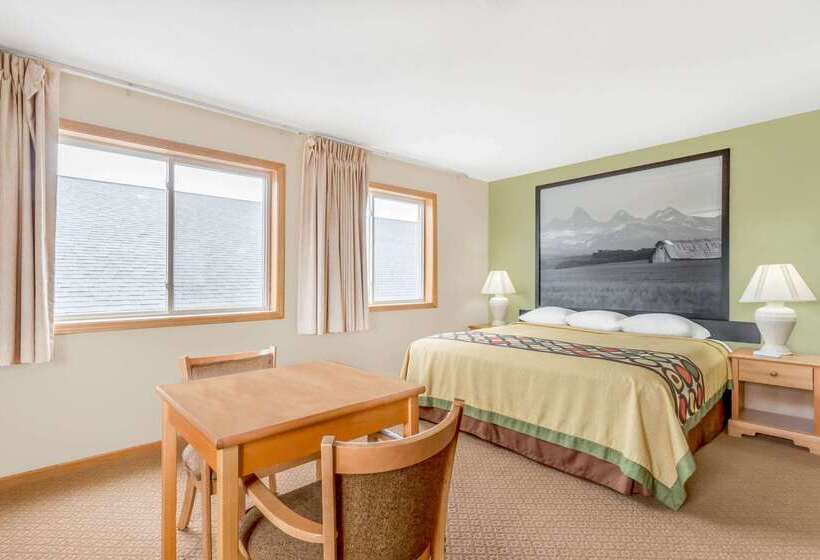 مُتل Super 8 By Wyndham Driggs