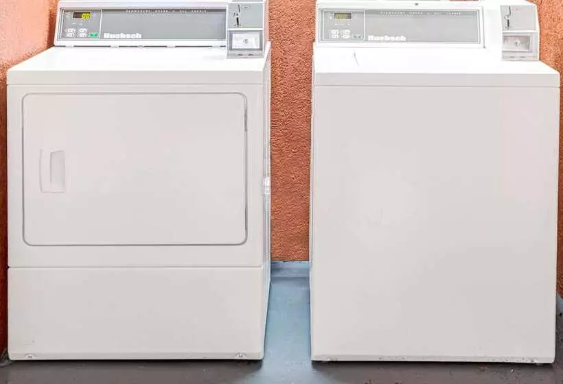 מוטל Super 8 By Wyndham Gainesville