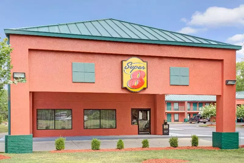 מוטל Super 8 By Wyndham Gainesville