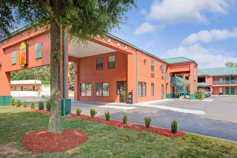 מוטל Super 8 By Wyndham Gainesville