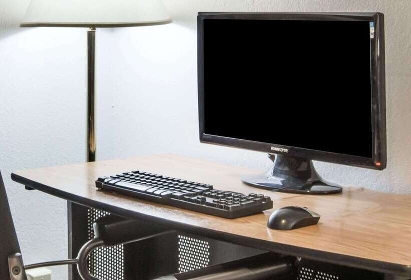 Motel Super 8 By Wyndham Groton