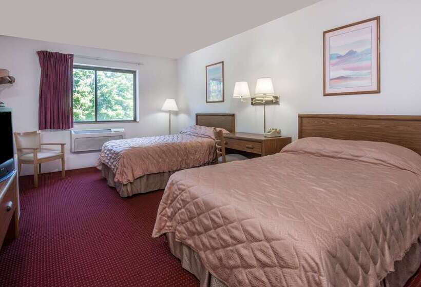 Motel Super 8 By Wyndham Groton