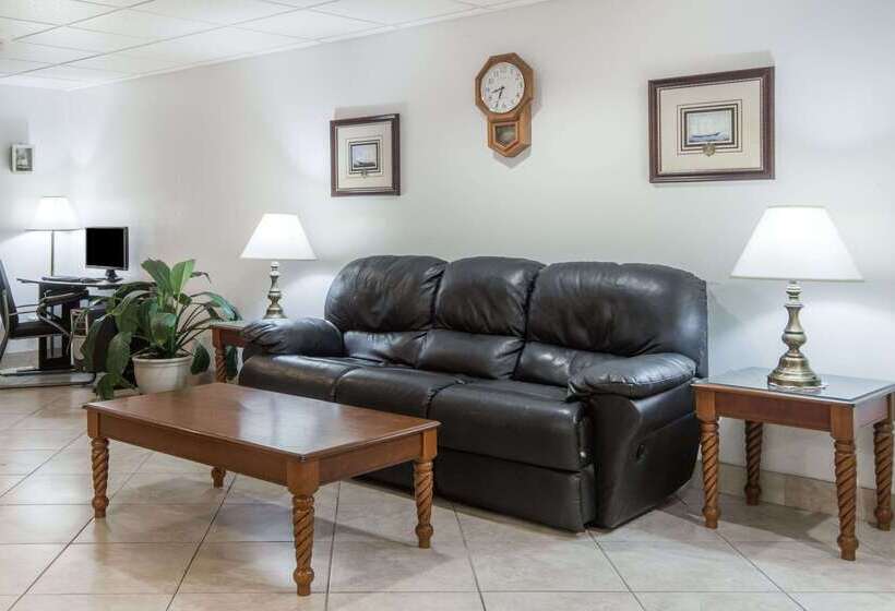 Motel Super 8 By Wyndham Groton