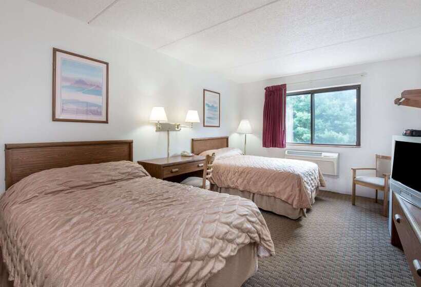 Motel Super 8 By Wyndham Groton