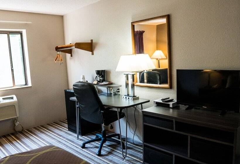 Motel Super 8 By Wyndham Groton